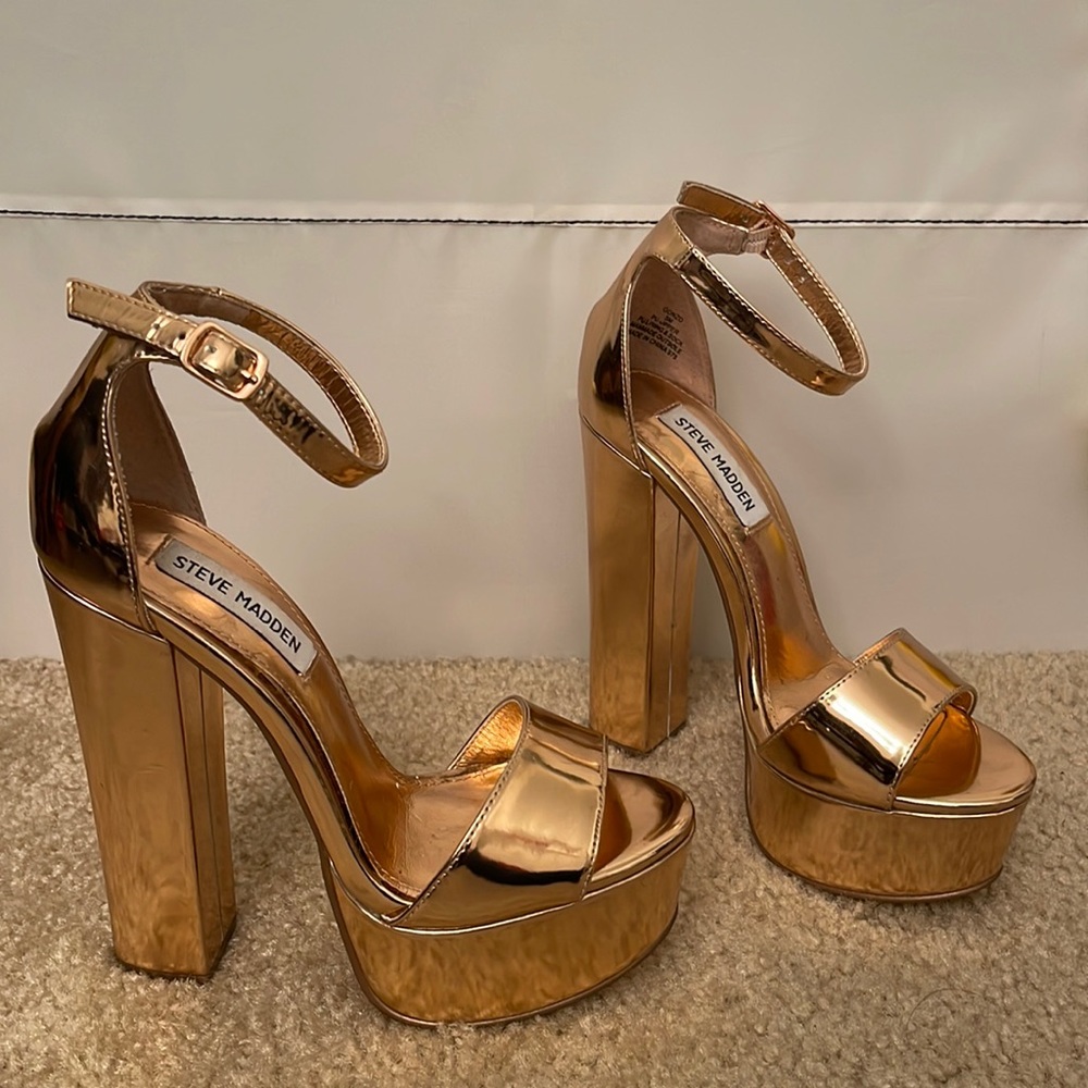 Steve Madden platform heels - rose gold